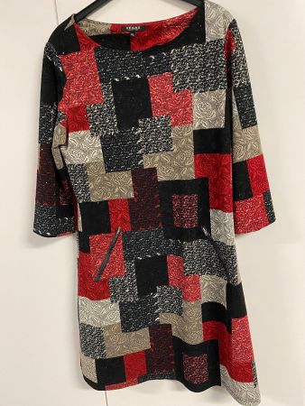 Spezielles Kleid von VEGAS Collection Gr. 44