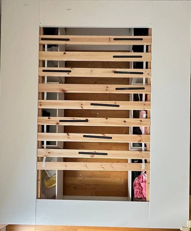 Ikea Betten: IKEA NORDLI Bett 180x200 mit 6 Schubladen - CHF 50.- – Gebraucht aus Obfelden von lee_7ncp
