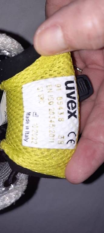 Uvex Scarpe da uomo: Uvex Sicherheitschuhe S1 Gr. 38 – Usato da Horgen venduto da kahoma 2