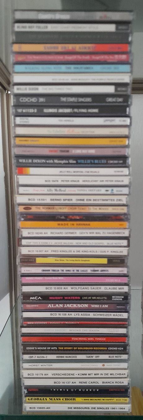 CD: 126 CD's – Usato da Liesberg venduto da Ragged 6