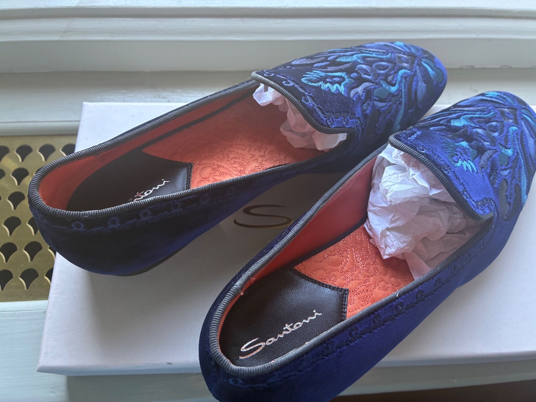 Santoni Scarpe da donna: Santoni Samtslipper mit Stickerei – Nuovo e nell'imballaggio originale da Zürich venduto da DrODrMo