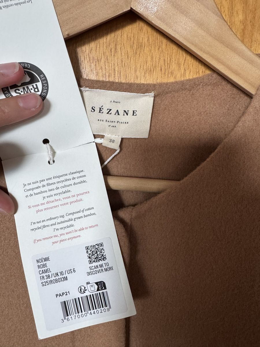 Sezane Vestiti: Robe Noémie Sézane - camel – Nuovo e nell'imballaggio originale da Le Lignon venduto da mae_9hql 3
