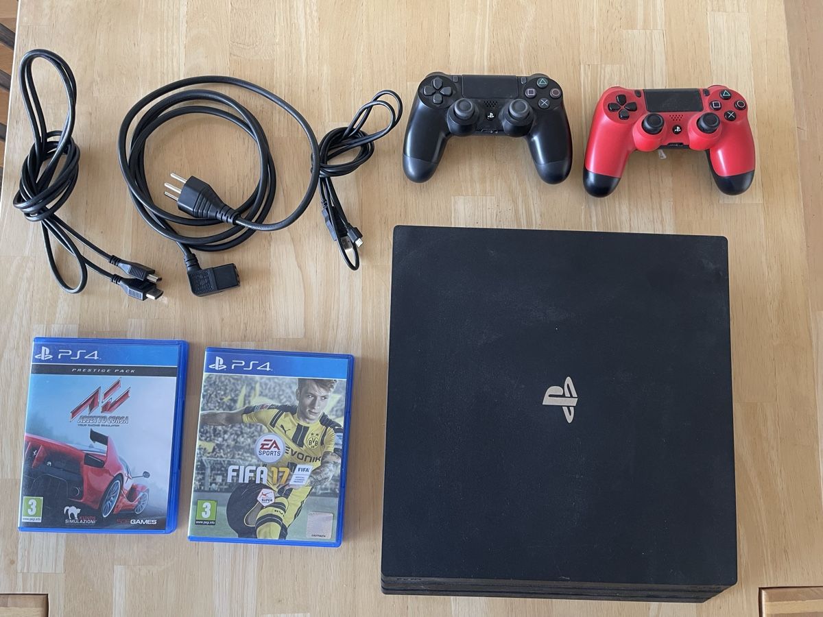 Sony Konsolen: PS4 – Gebraucht aus St. Gallen von RubenStucki