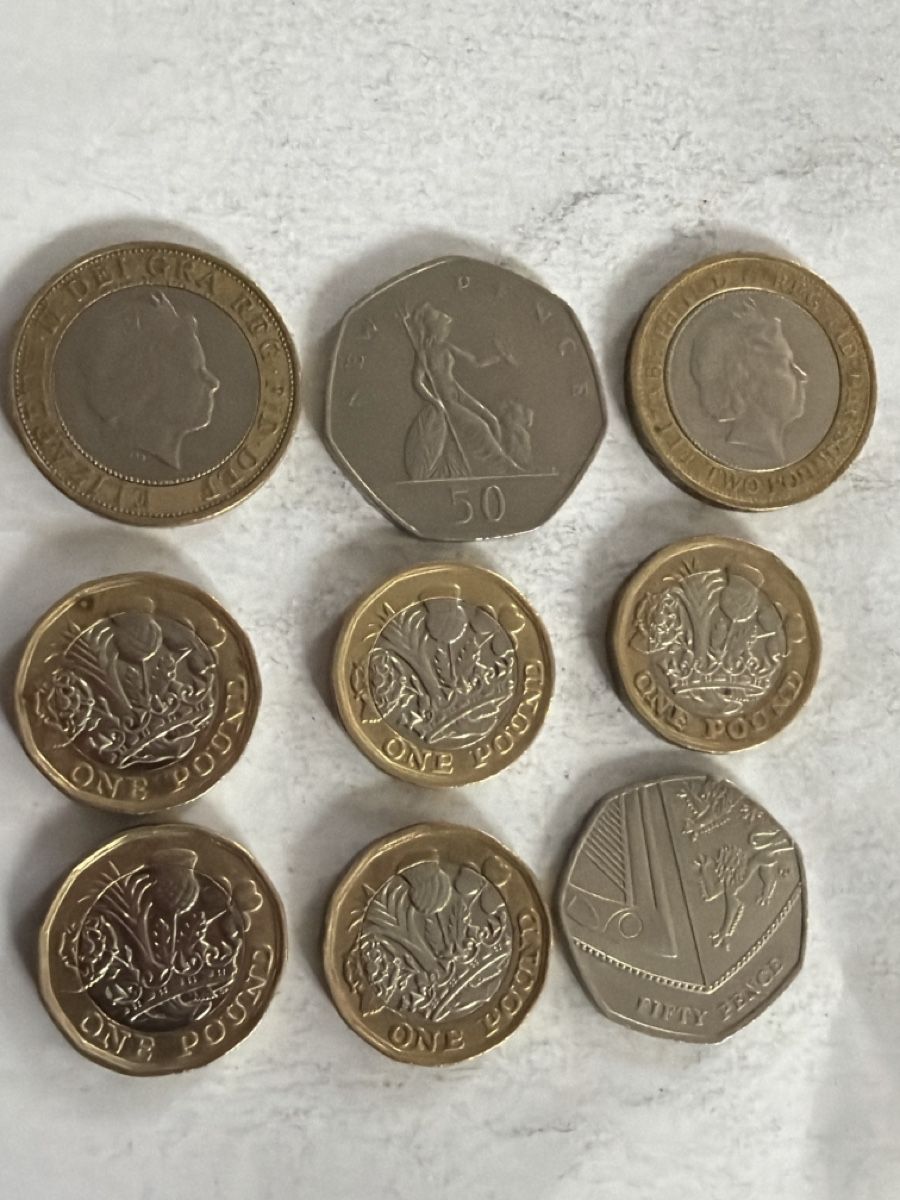 Tutti le monete:  British Pounds münzen  – Usato da Hittnau venduto da Pat_yl7f 1