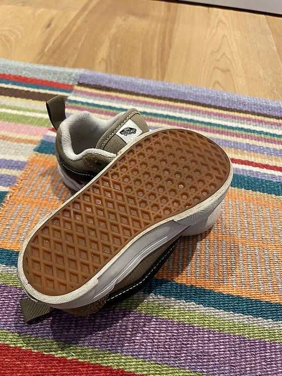 Vans Scarpe da uomo: Scarpe Vans – Usato da Stabio venduto da Chri__Sta 1