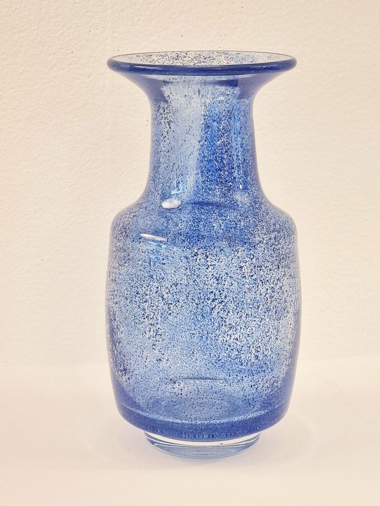 Vase & Récipients: Vase en verre soufflé moucheté – D'occasion à vevey par komulainen