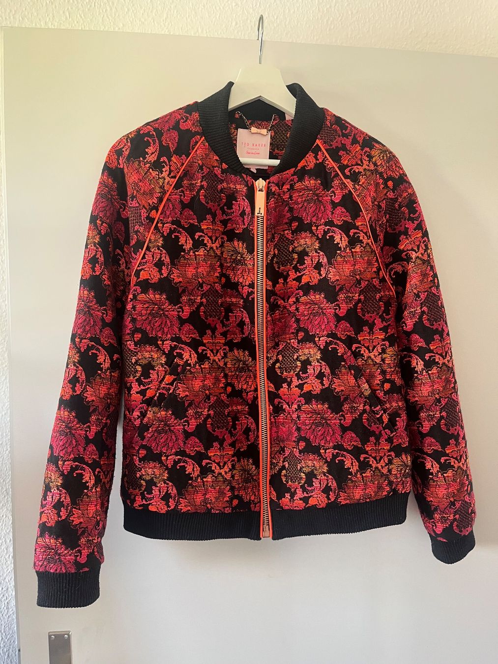 Ted Baker Giacche: Ted Baker bomber jacket – Usato da Bern venduto da emi_2ps6