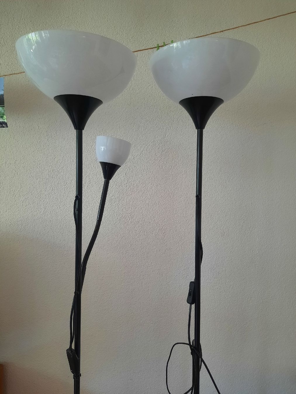 Lampade: 2 Stehlampen zu verschenken – Usato da Rapperswil SG venduto da iri_5fvz