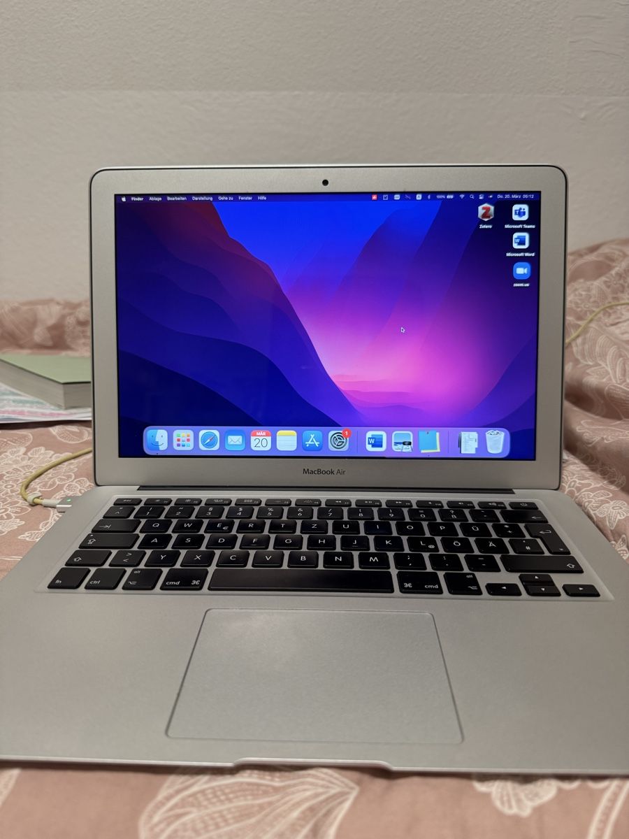 Apple Notebook: MacBook Air 13“ – Usato da Benglen venduto da Shamily