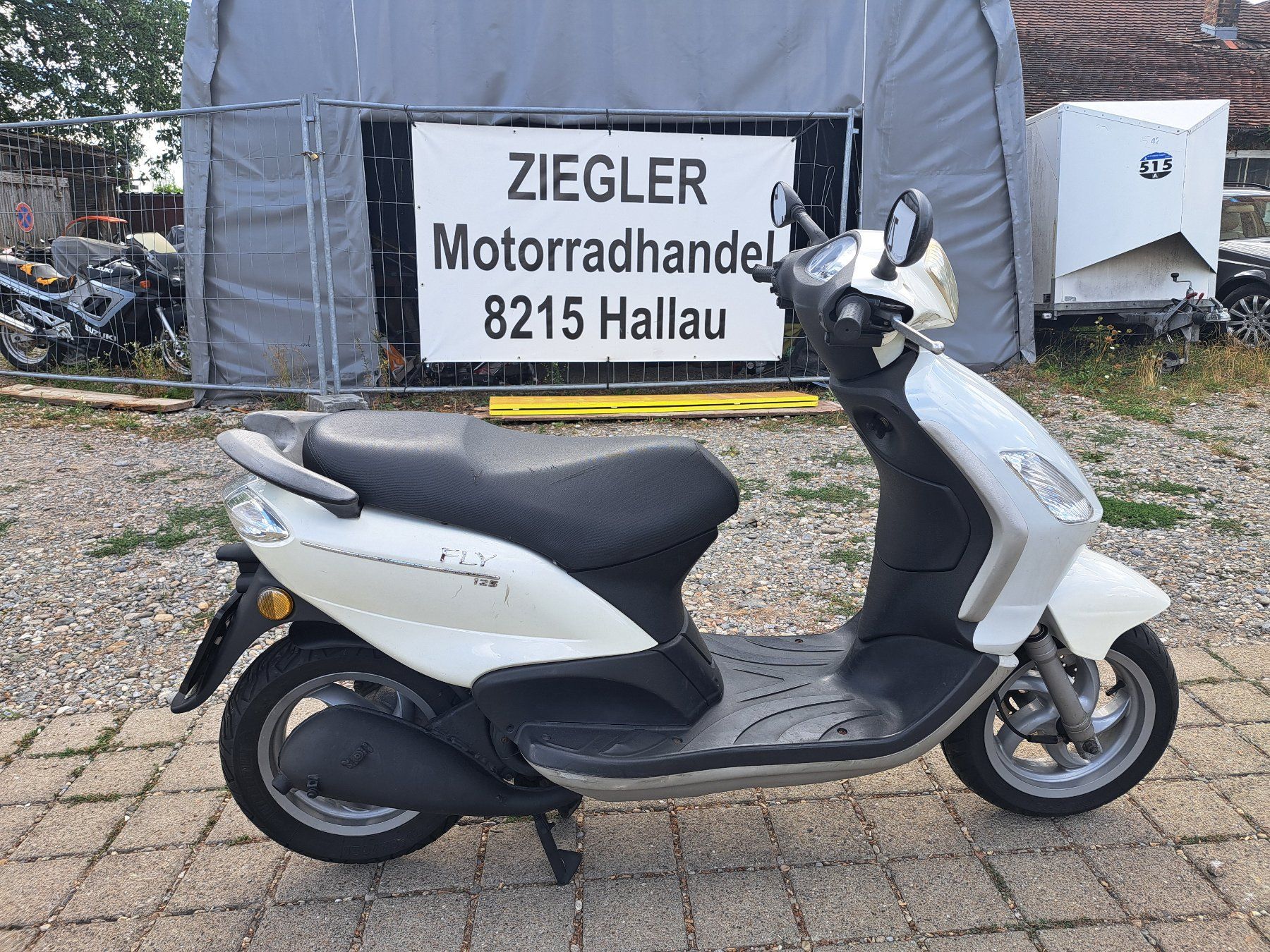 Piaggio Scooter: Piaggio FLY 125 Roller Scooter Lieferung möglich – Usato da Hallau venduto da ZIEGLER-Motorhandel