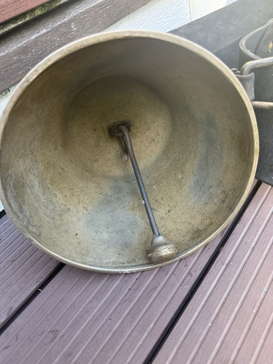 Campanacci mucche: Cloche Peter Berger, Bern  – Usato da Chessel venduto da Voyages--2020 5
