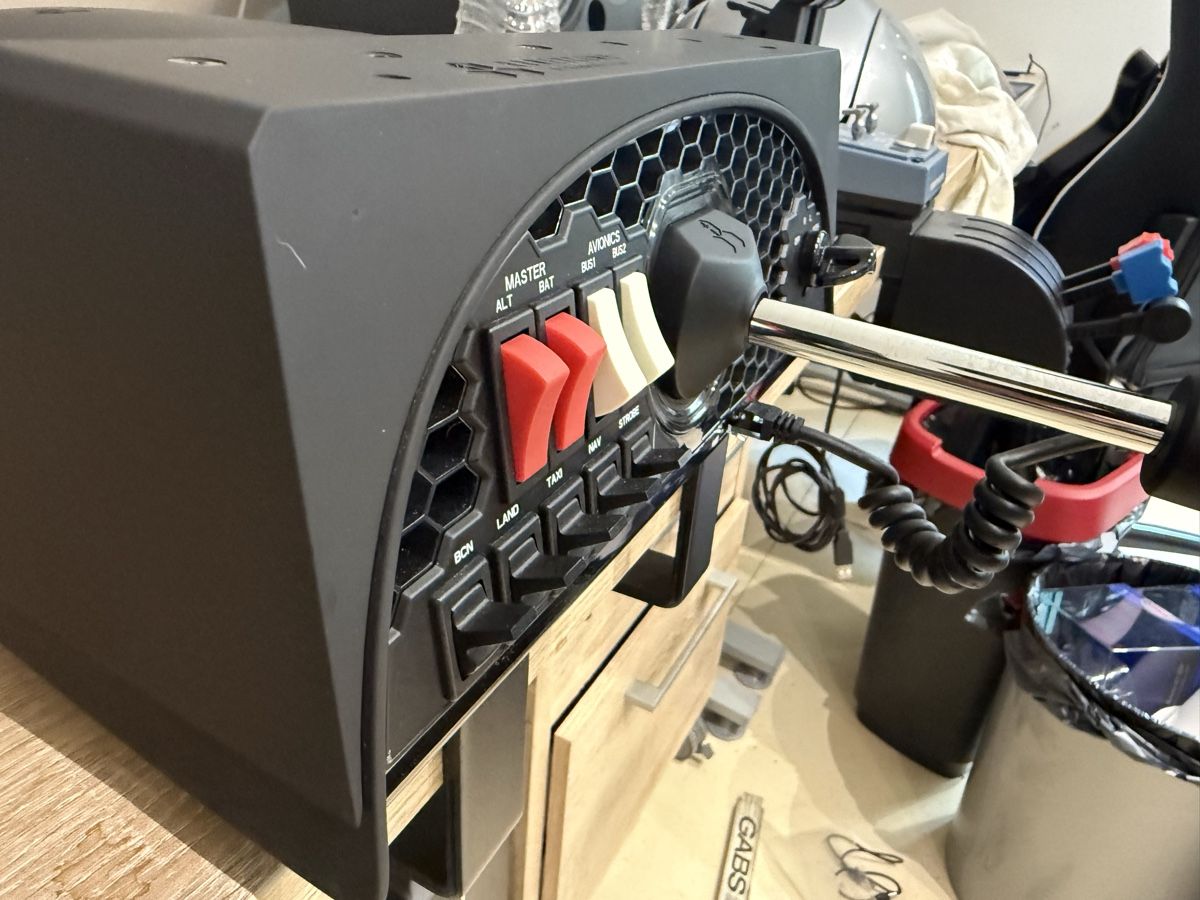 Honeycomb Controller: Honeycomb Aeronautical Alpha Flight Controls – Gebraucht aus Unterengstringen von Birchermuesli63 1