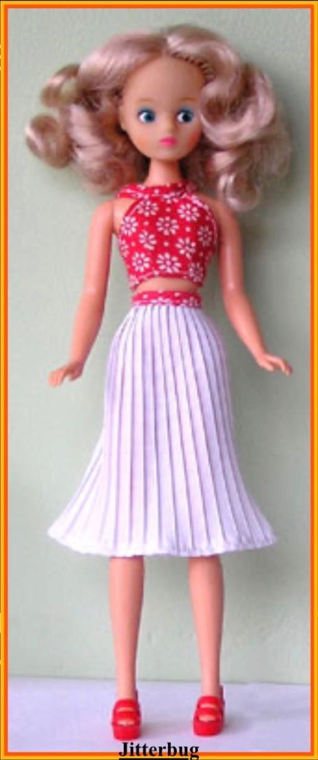 Bambole: Dizzy Daisy Mary Quant mit Outfits – Usato da Birsfelden venduto da rah_8bfj 7