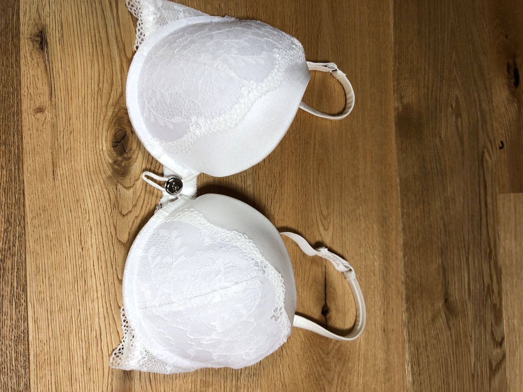 Altra biancheria intima: BH 75C – Nuovo (secondo la descrizione) da Grüningen venduto da Rami77
