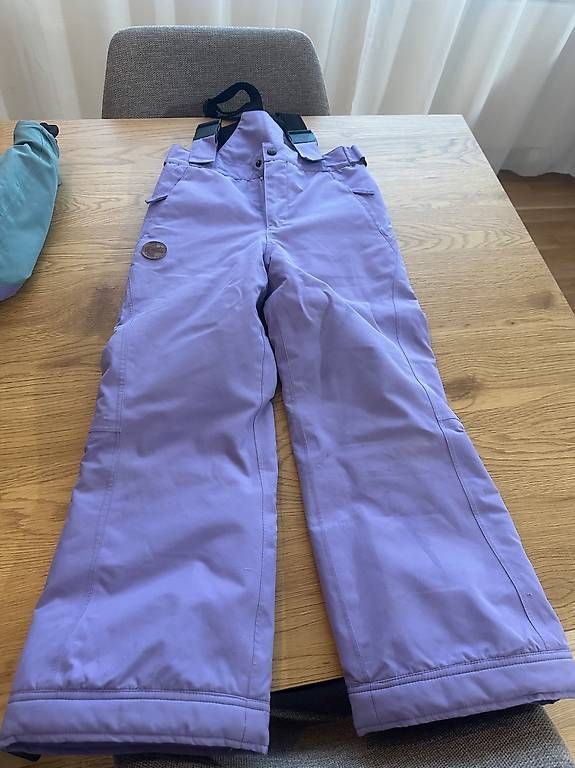 Skis: Rukka Skikleidung 128 – Gebraucht aus Langnau i. E. von hul_kqv6 3