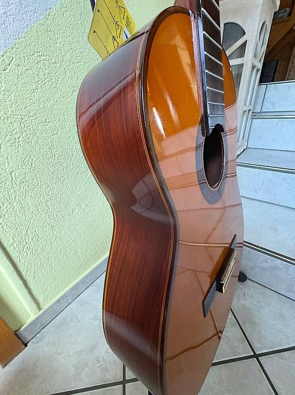 Strumenti musicali: Konzert Gitarre – Usato da Egnach venduto da eliseos 1