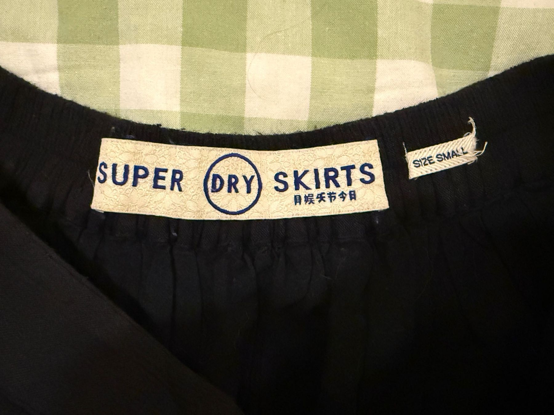 Superdry Gonne: Jupe Superdry, taille S – Usato da Bern venduto da gil_rkx8 2