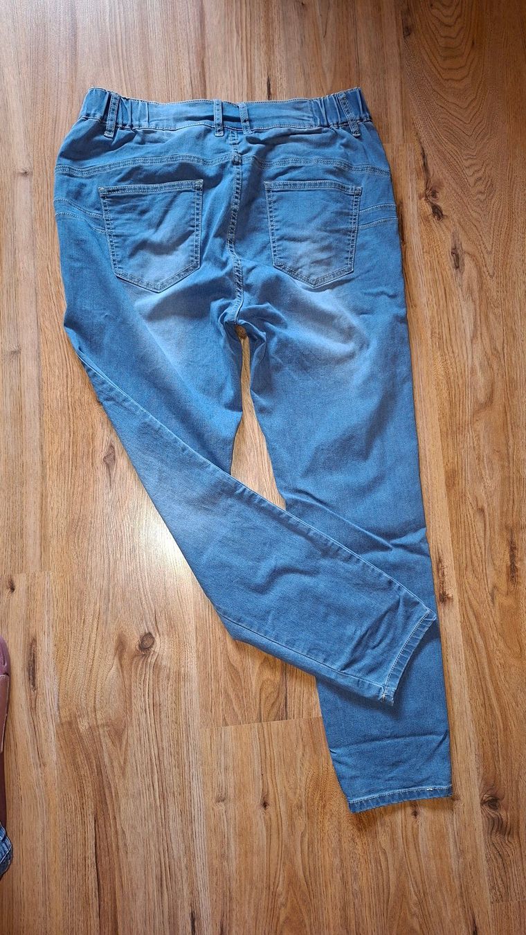 Jeans: Jeans confortable T44 – Neu (gemäss Beschreibung) aus La Rippe von veromaud 1
