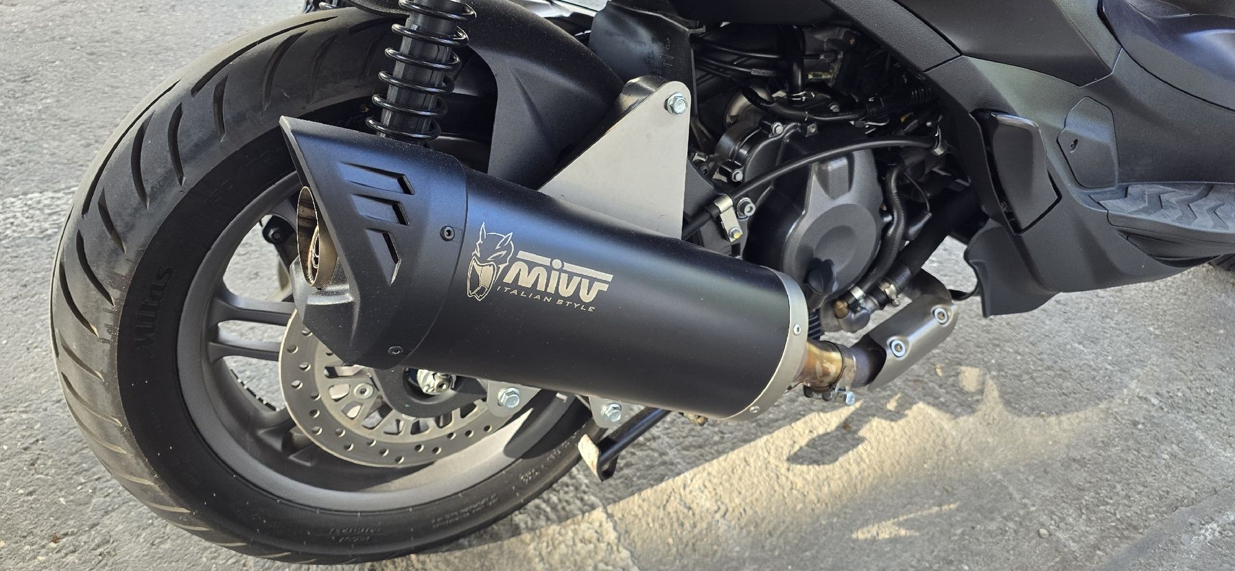 Piaggio Scooter: Piaggio Beverly 400 HPE – Usato da Liebefeld venduto da DavideVespaPX 4