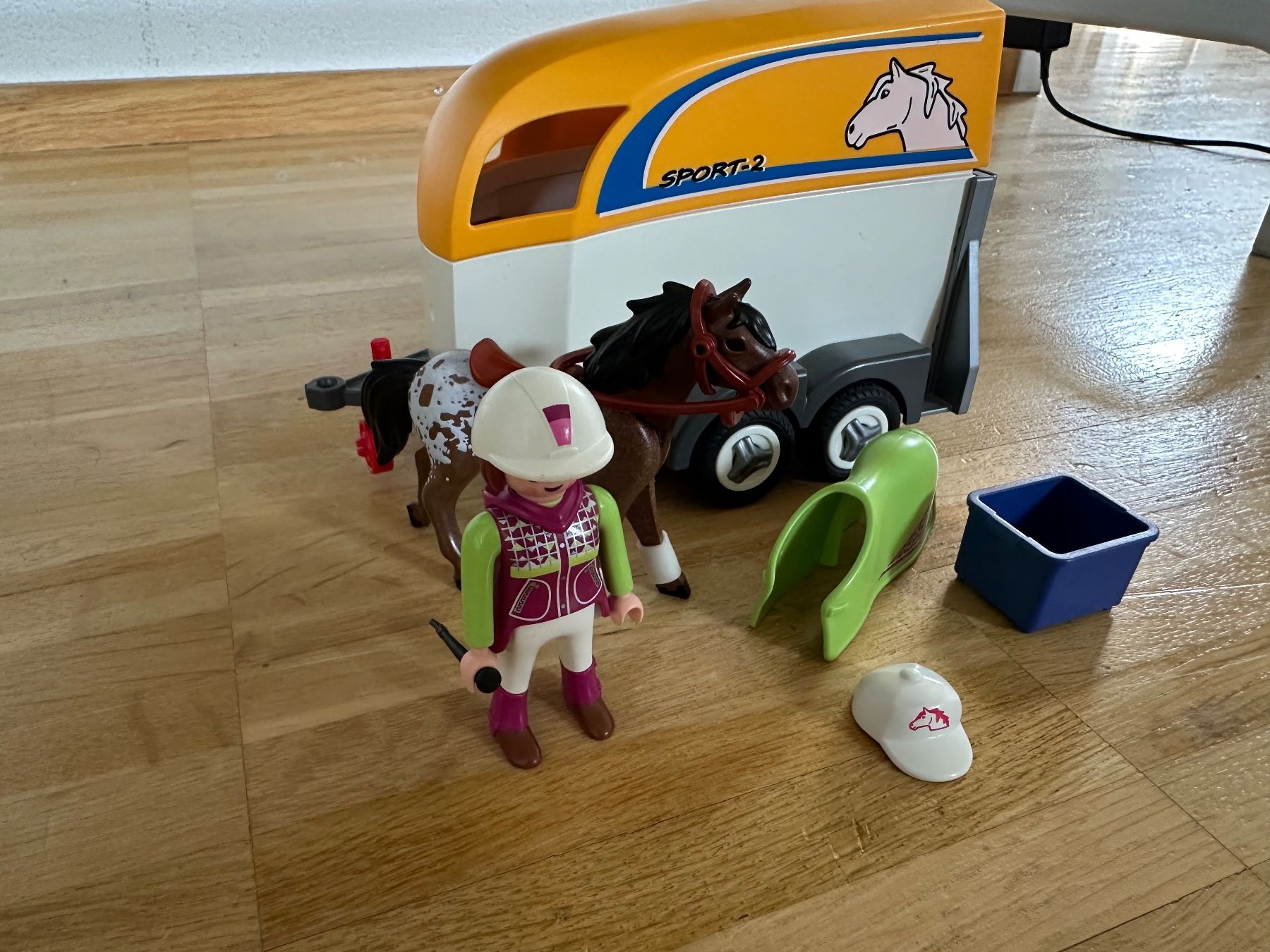 Playmobil Giocattoli: Playmobil Pferdeanhänger – Usato da Arch venduto da tam_ctz2 1