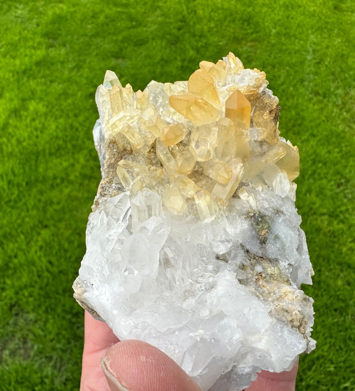 Minerali & Pietre curative: Bergkristall mit Limonit Elm – Usato da Oberuzwil venduto da Crystall0 2