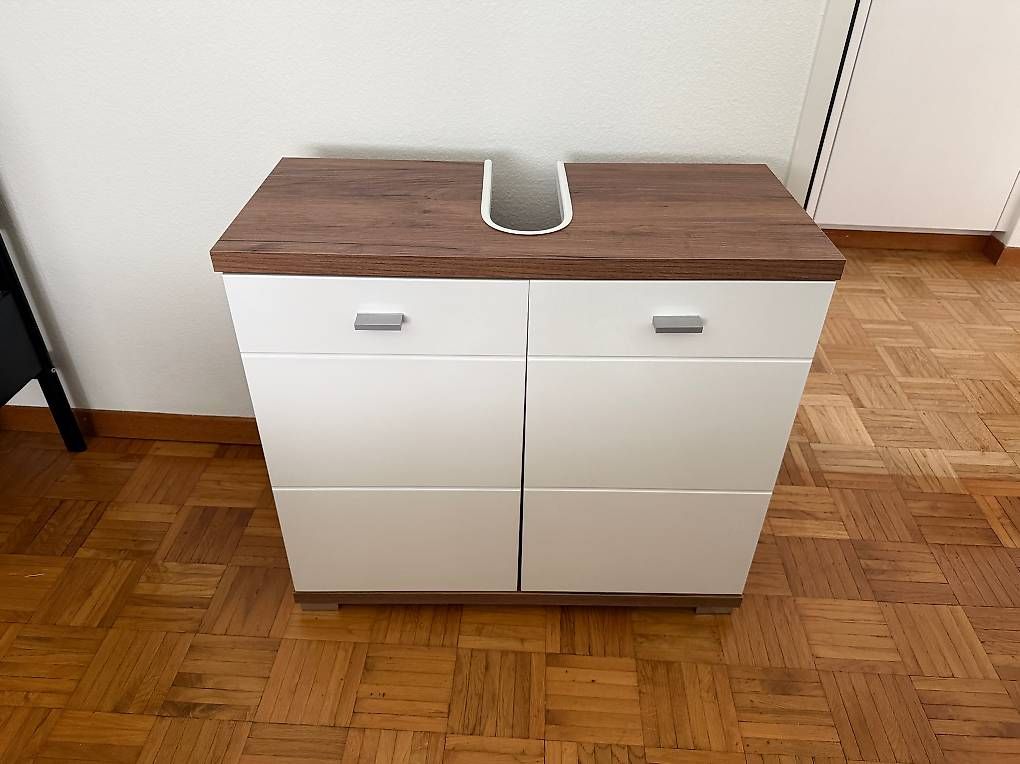 Mobili per bagno: Badezimmerunterschrank – Usato da Niederuzwil venduto da ced_9ylp