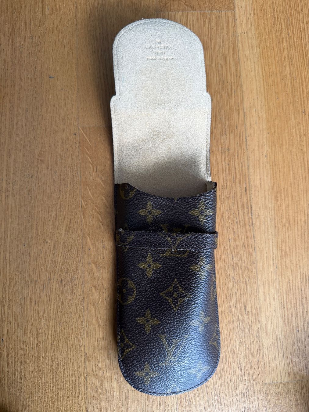 Louis Vuitton Altro in  Abbigliamento & Accessori: Louis Vuitton Original Brillenetui Vintage – Usato da Thônex venduto da gio_cd95 1