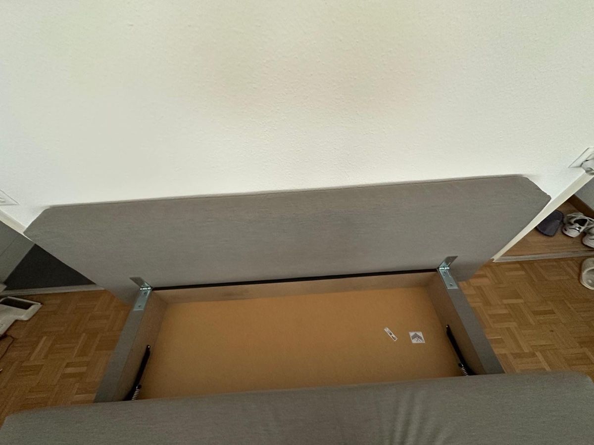 Ikea Divani: Canapé-lit gris clair – Usato da Genève venduto da amd_z25d 4