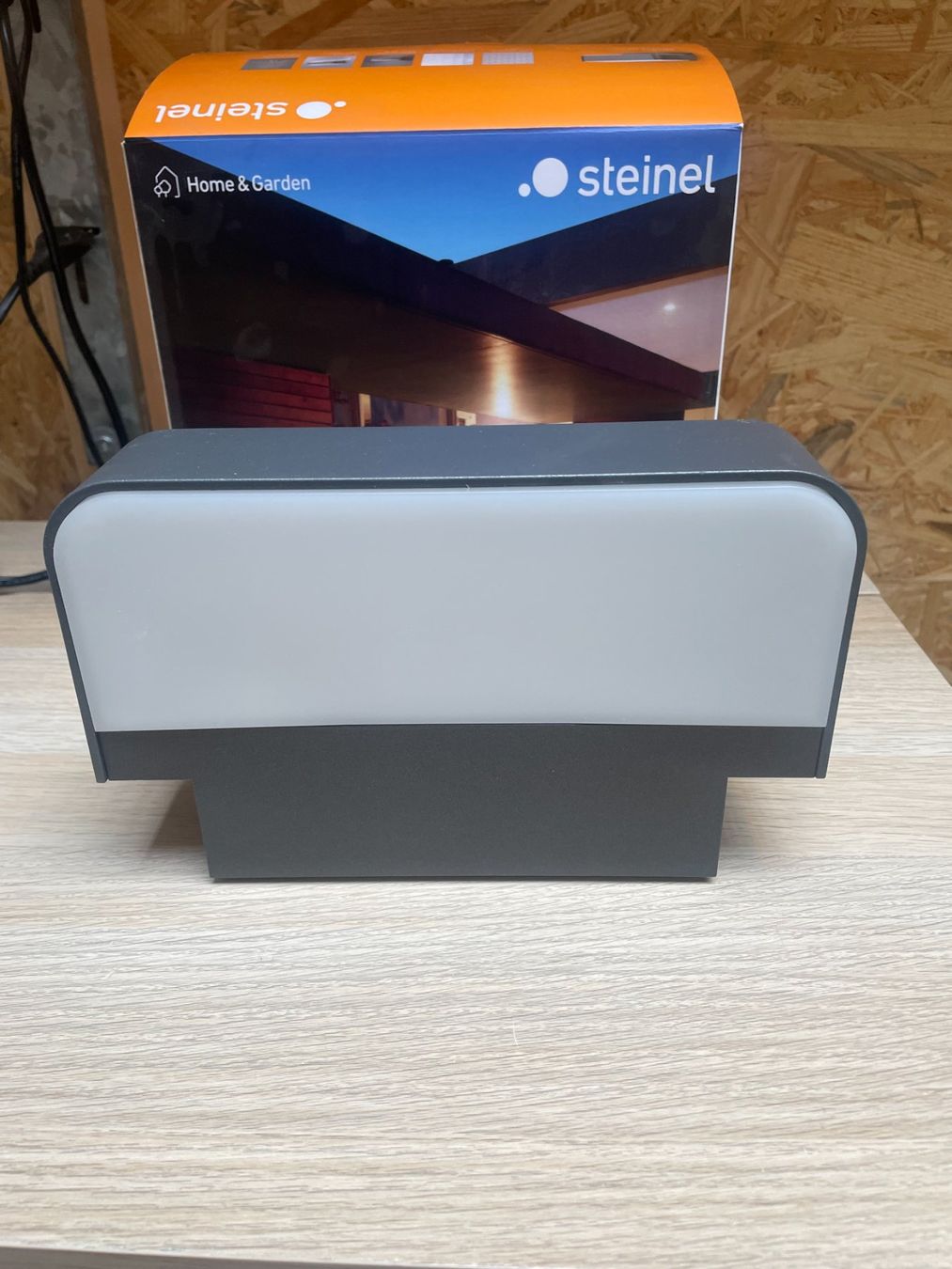 Steinel Lampes: Steinel LED Aussenleuchte Sensor – Neuf avec emballage d'origine à Emmenbrücke par Gzl-94 1