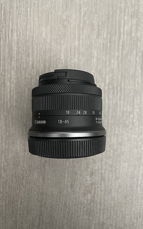 Canon Fotocamera: Canon EOS R50 kit – Usato da Meyrin venduto da 12kmi17 4