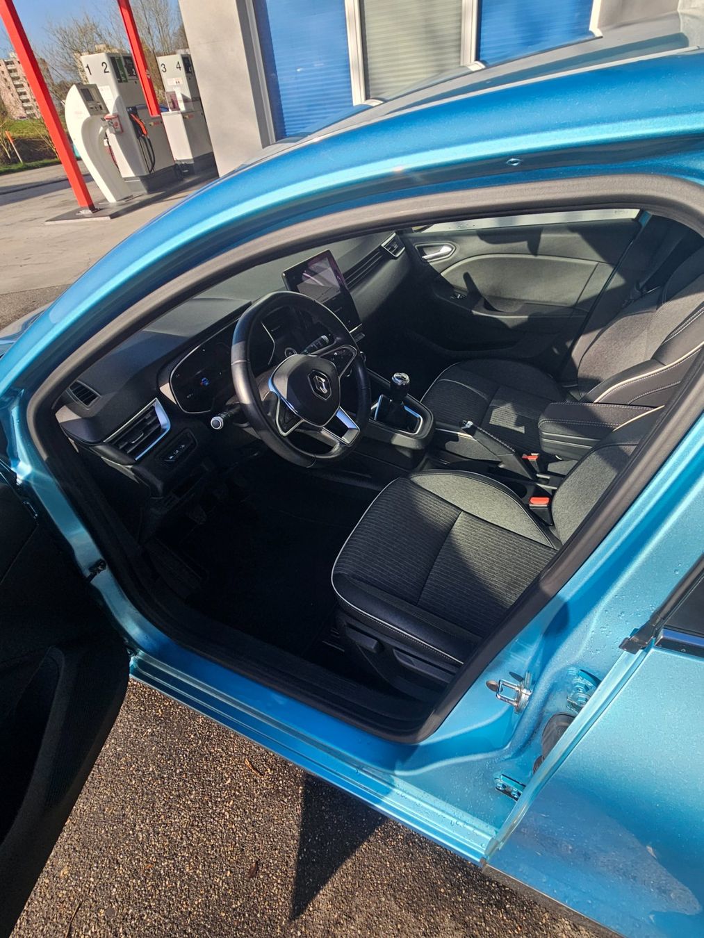 Renault Automobili: Renault Clio Tce100 frisch ab MFK – Usato da Worb venduto da toyosuisse 6