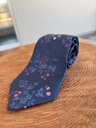 Kenzo Homme Krawatte blau mit Blumenmuster Seide