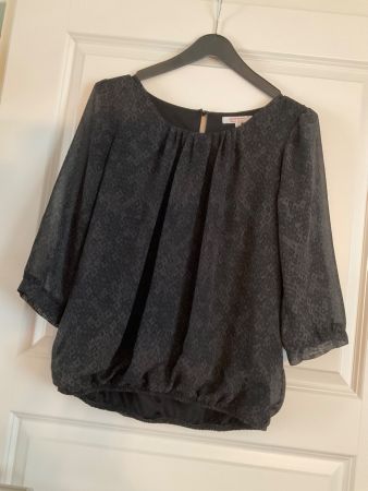 schönes Blusenshirt,  Gr. 38,  neuwertig