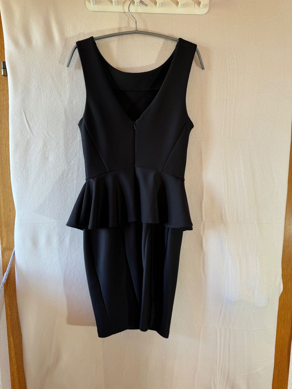 Vestiti: Sexy schwarzes Etuikleid Gr. 38 – Usato da Grosswangen venduto da second_hand_dress 2