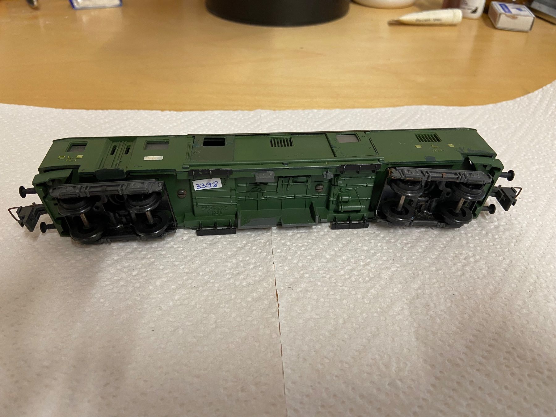 Trix Modelleisenbahnen: Trix Express BLS Packwagen – Gebraucht aus Basel von Relaphe 4