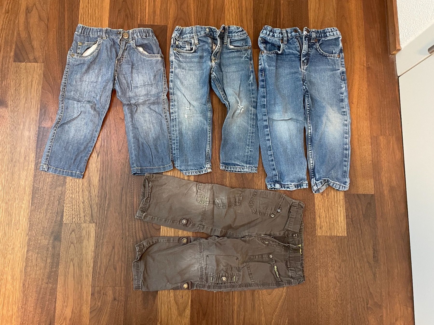 Pantaloni: Hosen 92 (nr38) – Usato da Luzern venduto da simona80