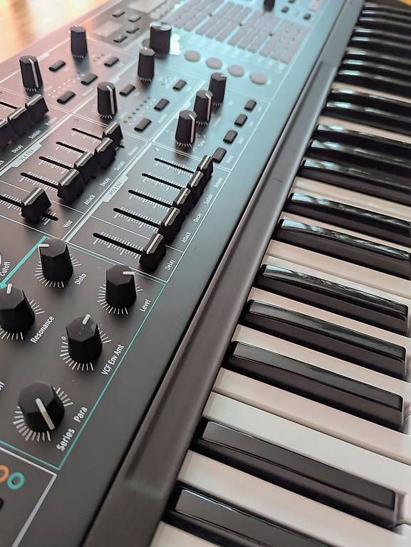 Arturia Strumenti musicali: Arturia PolyBrute Noir mit noch laufender Garantie – Usato da Zürich venduto da ChWu 1