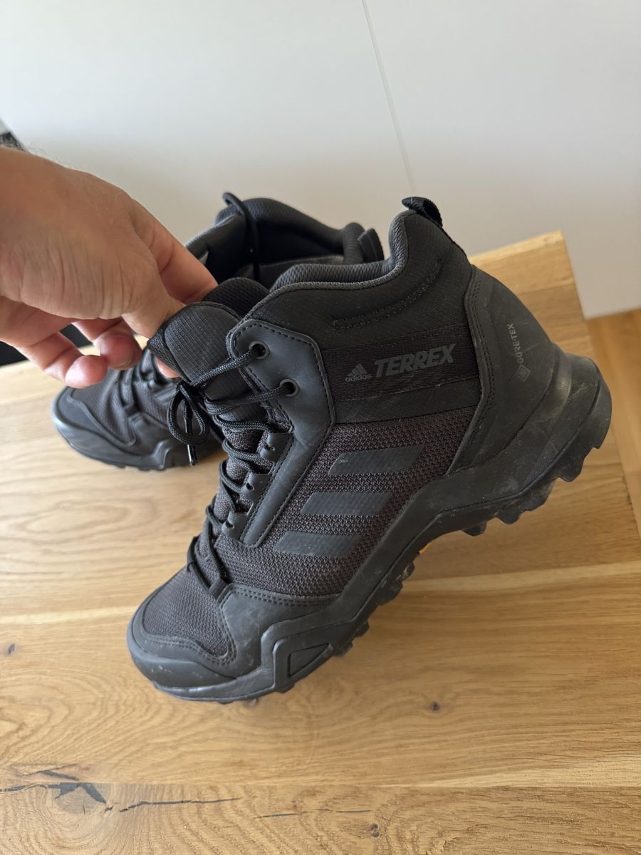Adidas Chaussures hommes: Adidas Terrex Mid GTX Wanderschuhe – D'occasion à Zürich par tsc_z7fy 2