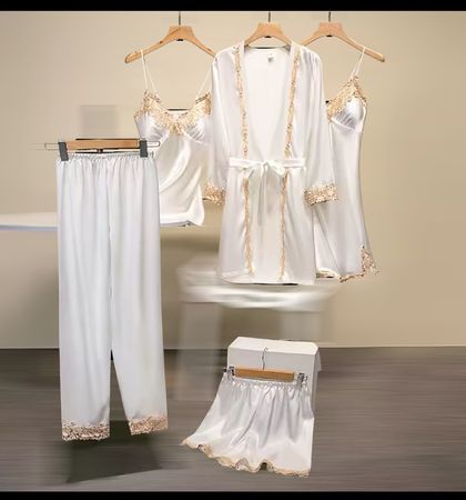 Ensemble Pyjama 5 Pièces Femme en Satin & Dentelle 