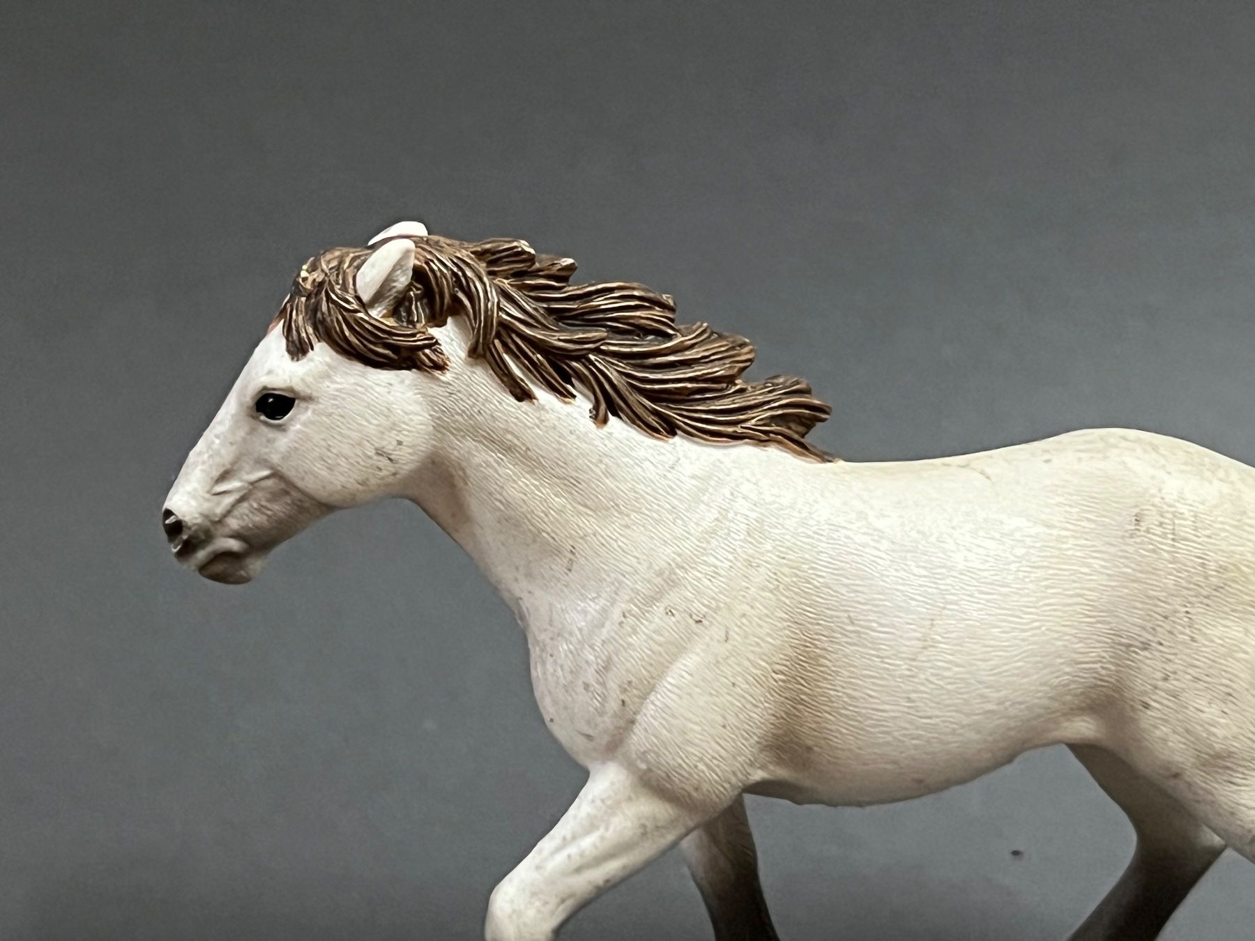 Schleich Statuette: Schleich Camargue Stute Pferd – Usato da Ennetbaden venduto da mapa05 1