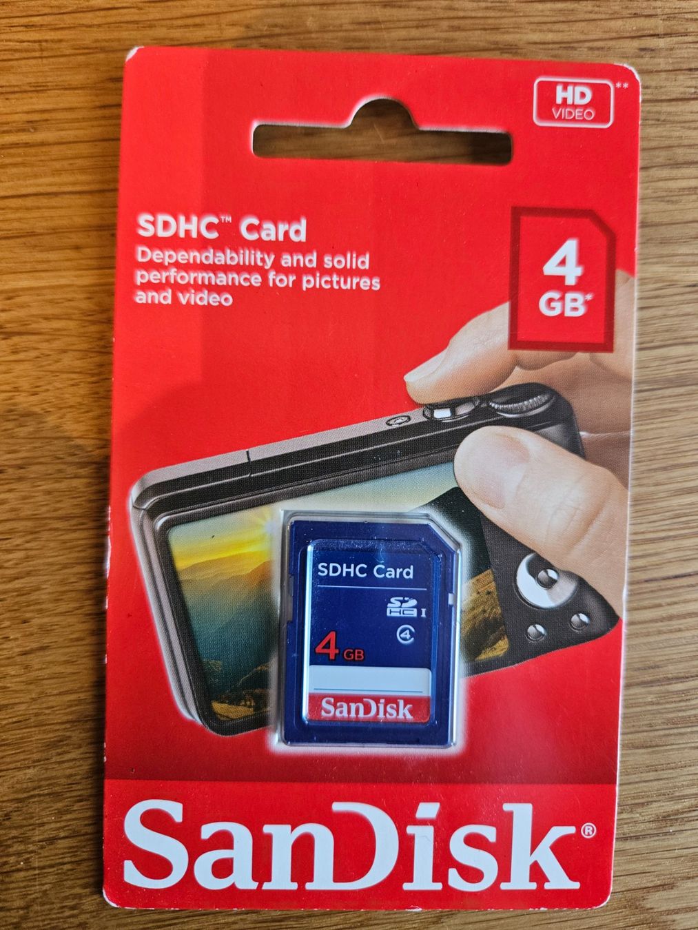 Sandisk Schede di memoria: SDHC Card 4GB – Nuovo e nell'imballaggio originale da Zürich venduto da syl_9nlx