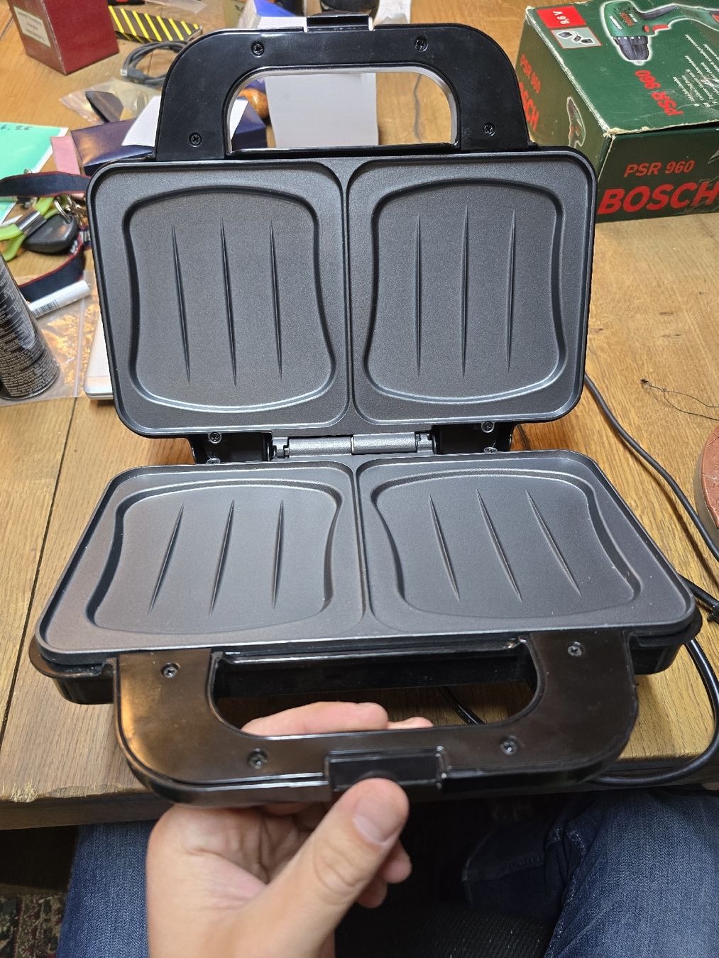 Elettrodomestici da cucina: Sandwichmaker Tristar 900W läuft einwandfrei (D) – Usato da Rorschach venduto da TimelessTrading