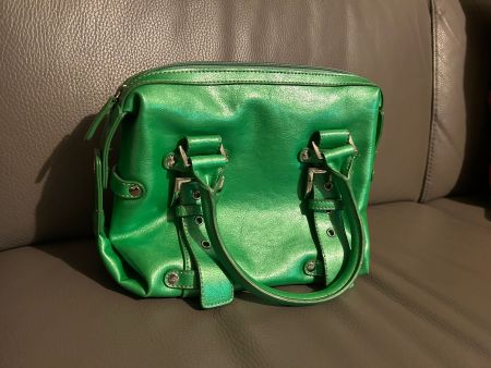 Borsetta verde YesOrNo