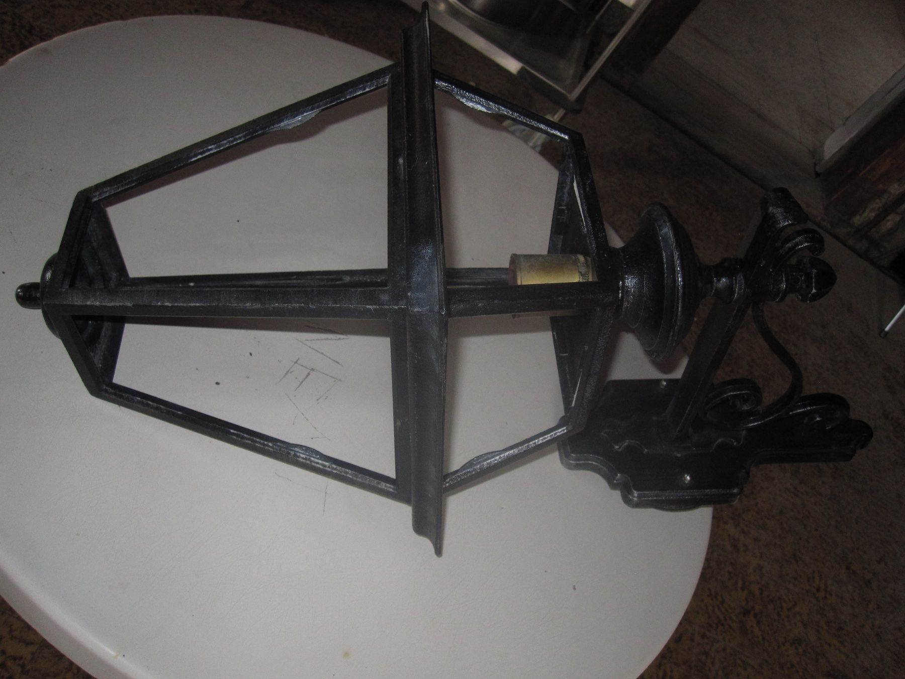 Lampade: Lampe extérieur en fer forgé – Usato da Ravoire venduto da feylet 2