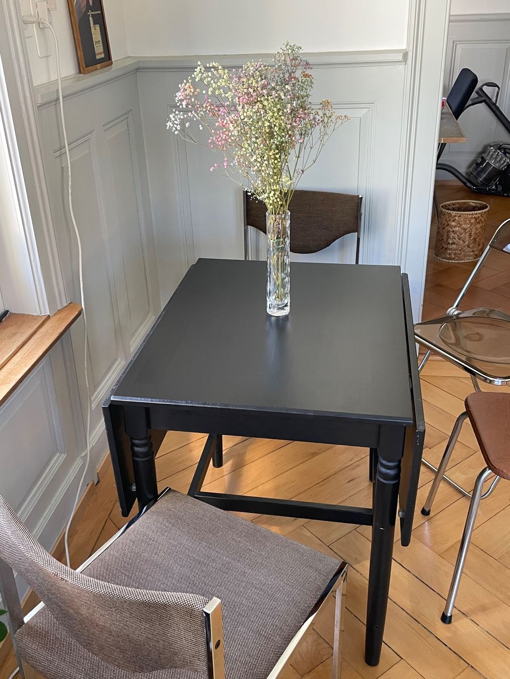 Ikea Tische: Klapptisch schwarz ausziehbar – Gebraucht aus Winterthur von LF1005 1