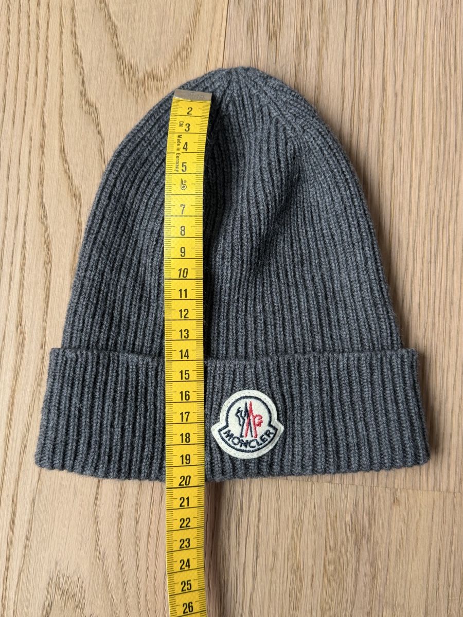 Moncler Copricapi, berretti & cappellini: Moncler Wool Beanie – Usato da Zürich venduto da dav_ylk6 4