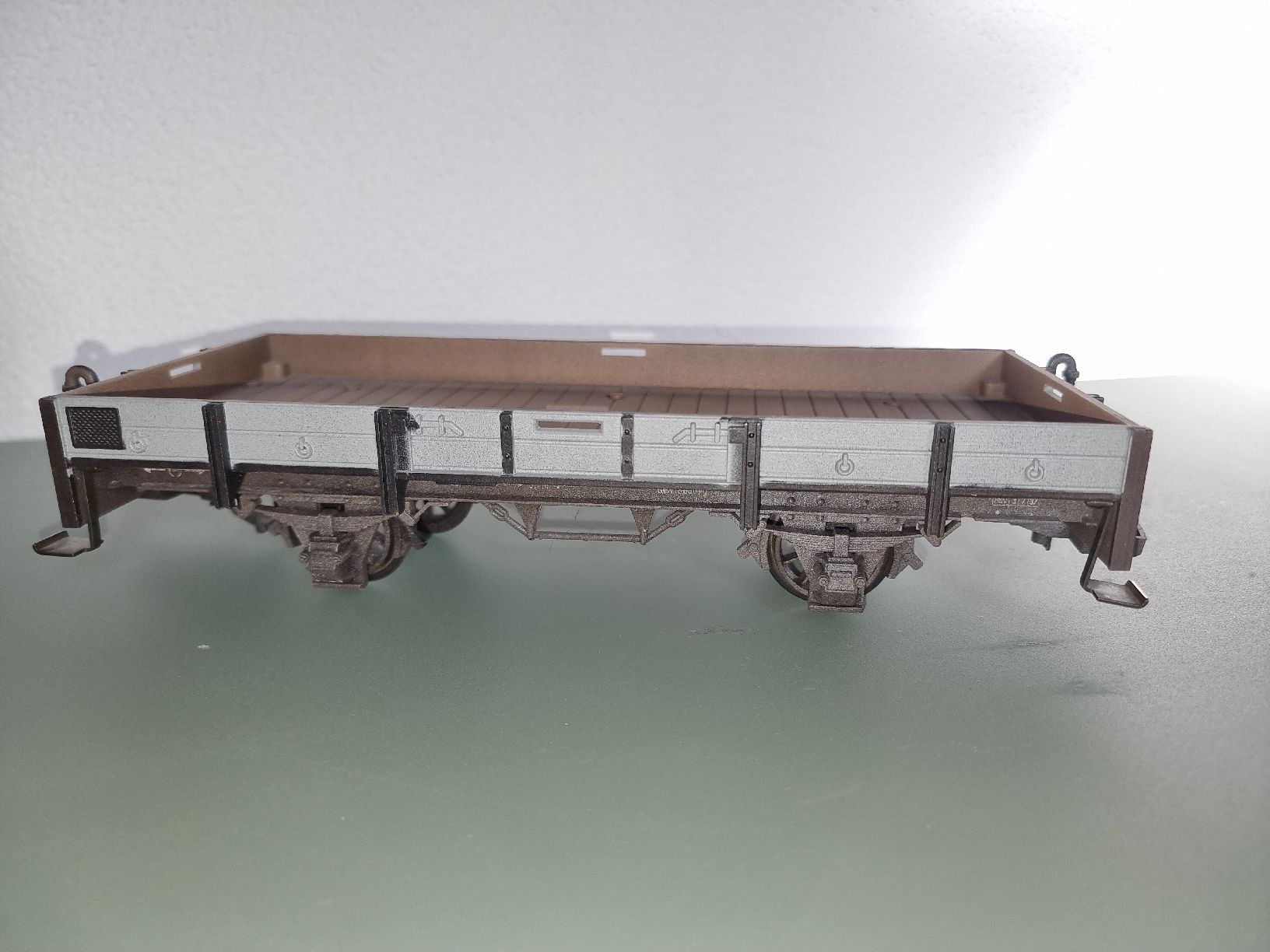 LGB Modellini di ferrovie: Flachwagen Spur G LGB Gartenbahn – Usato da Aarburg venduto da 11866