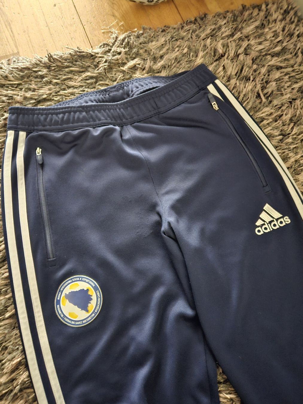 Adidas Canottiere & Pantaloni: Adidas Bosnien Gr.S – Usato da Emmenbrücke venduto da TopGato 1