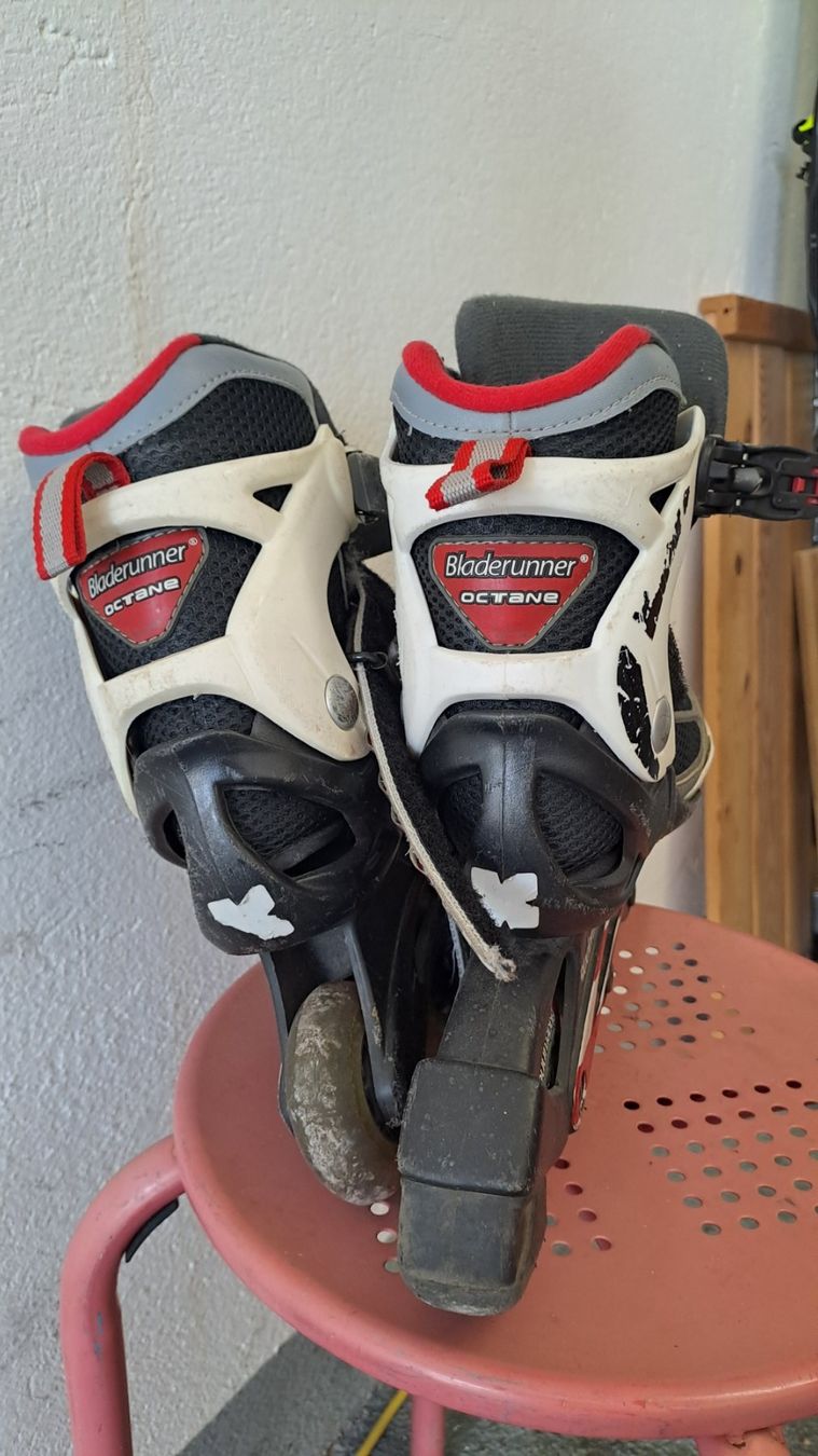 Pattini in linea & Pattini a rotelle: Inlineskates BladeRunner Octane Grösse32-35 gebraucht – Usato da Thun venduto da crisni 2