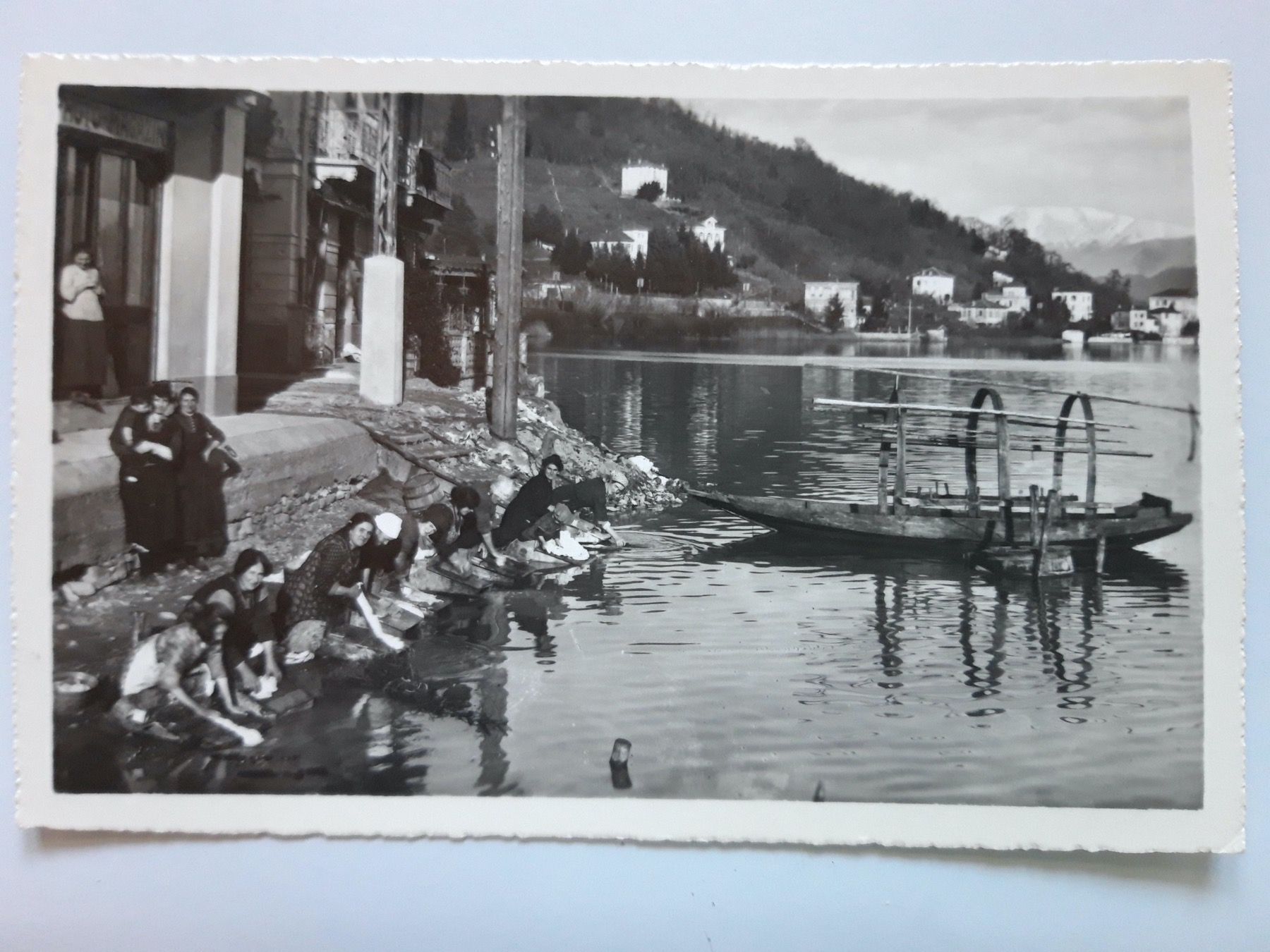 Cartoline postali: Lavandaie al Lago – Usato da Sargans venduto da nicsam1815